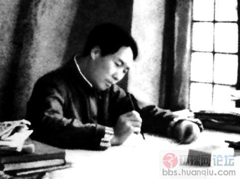 何立宁珍藏敬爱的毛主席照片4.jpg