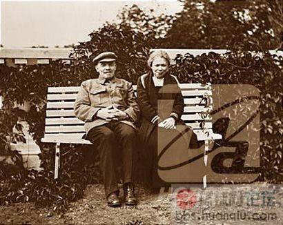 克鲁普斯卡娅(列宁夫人).jpg