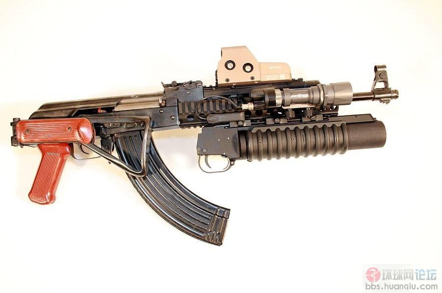 图文:国产56-2式冲锋枪被改装得也太变态了