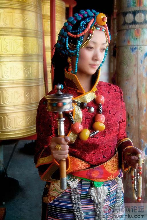 拉萨<em>姑娘伴奏</em>_广场舞拉萨姑娘_曲尔甲拉萨姑