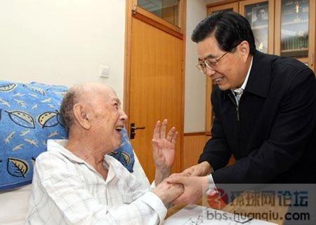 中国“航天之父”钱学森4.jpg