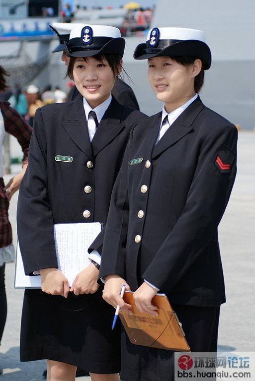 一组台湾军服 外加台军漂亮女飞飞  (334x500); 一组台湾军服 外加台