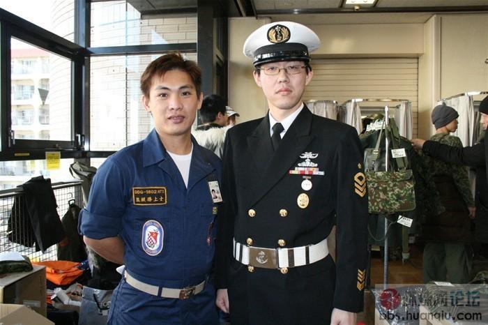  台军 小帅哥大秀在海军服役照