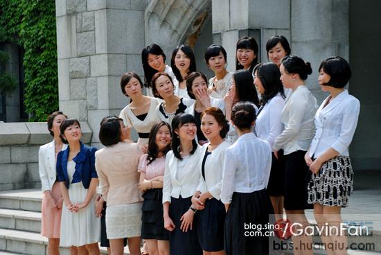 [转贴]实拍首尔<em>梨花女子大</em>学美女如云 【猫眼看