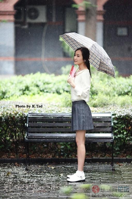 细雨下的<em>打伞姑娘</em> - 天下美女 - 环球网社区