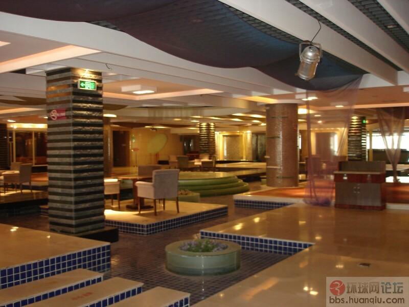 圣诞前夕,媳妇当车模,<em>两女一男</em>冬游大梅沙 - 环