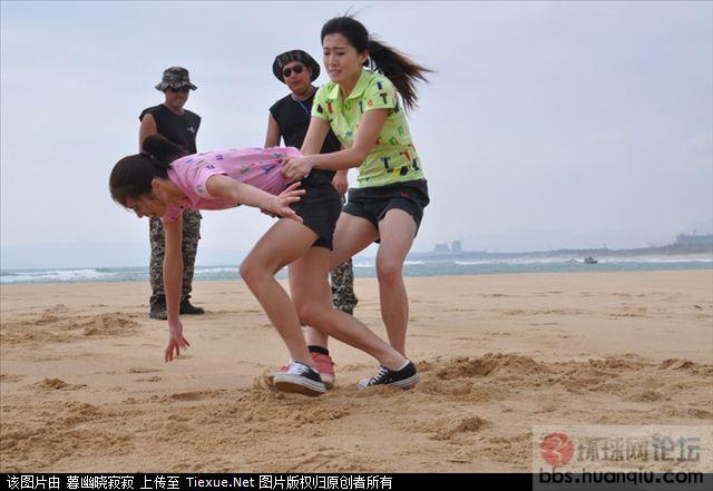 中国美女保镖训练 模拟审问受捆绑煎熬