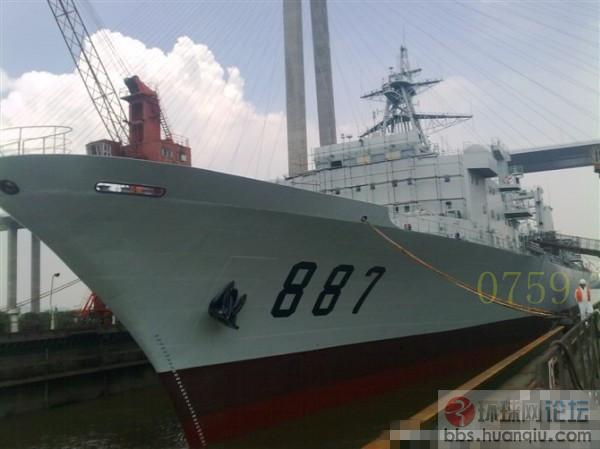 887补给舰护航太辛苦了,这又进厂维护了!