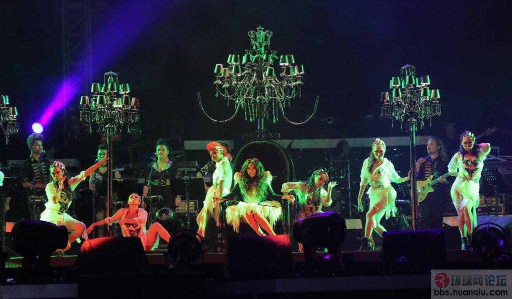 <em>票房</em>之王<em>张惠妹</em>演唱会门票全省联动疯抢 - 图说