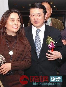 陈东升的前妻陆昂接受访谈时的视频! 【猫眼看