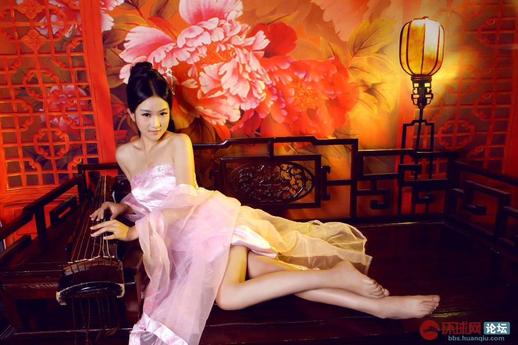<em>美女</em>与牡丹争艳! - 天下<em>美女</em> - <em>环球网</em>社区