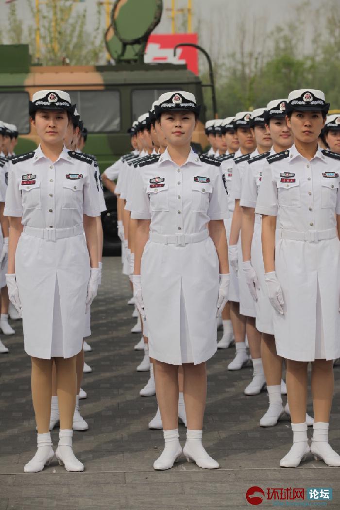 庆中国海军建军65周年之中国海军女兵!