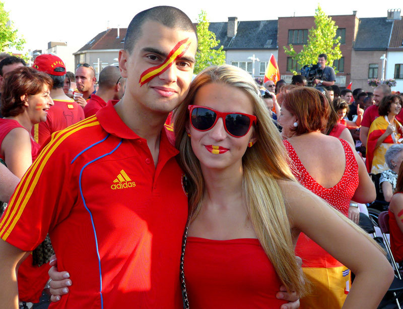 人口与社会图片_西班牙_环球万国