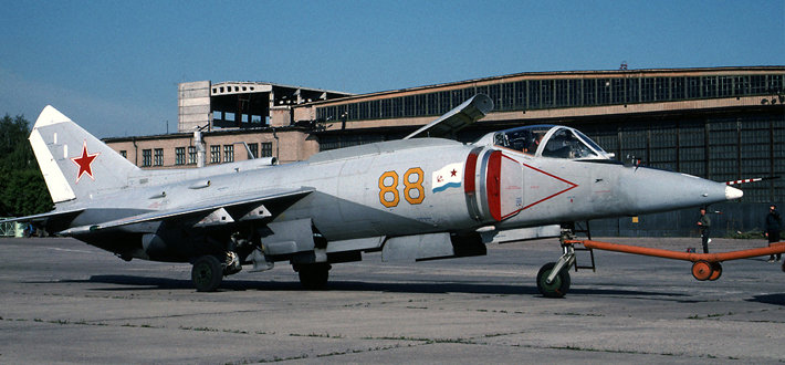 雅克-38战斗机