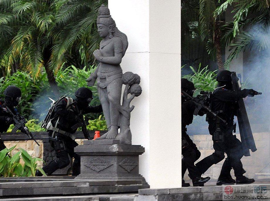 印尼"精锐"特警们