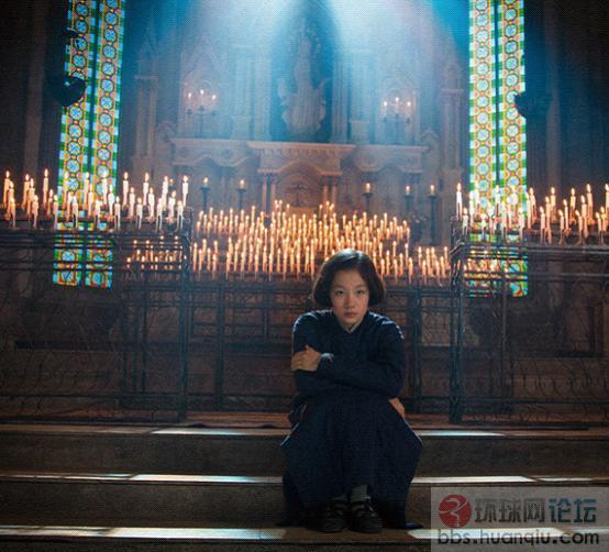 《金陵十三钗》里面的书娟,可以说,倪妮饰演的玉墨是电影里当之无愧