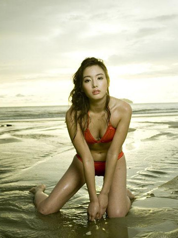 姓名:郑多惠 性别:女 生日:1985年6月18日 国籍