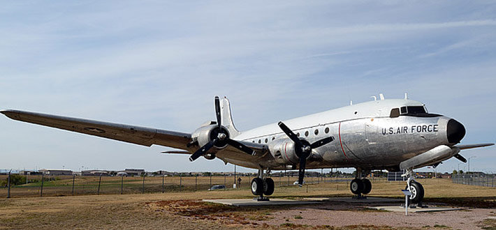 道格拉斯dc-4 - 武器大全 - 天天微站