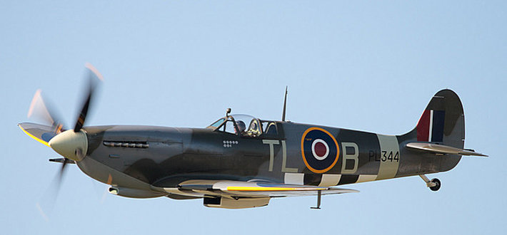 喷火战斗机(英语:spitfire)是英国在二次世界大战中最重要也最具代表